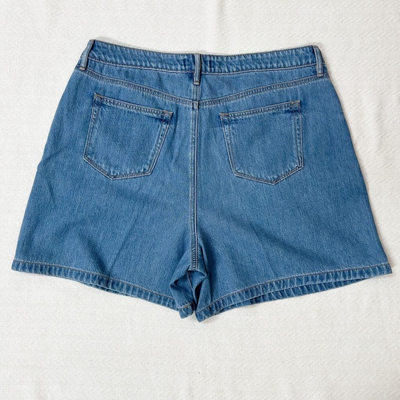 LOFT A-Line Denim Shorts in Classic Mid Wash - sz 32 - Picture 3 of 12
